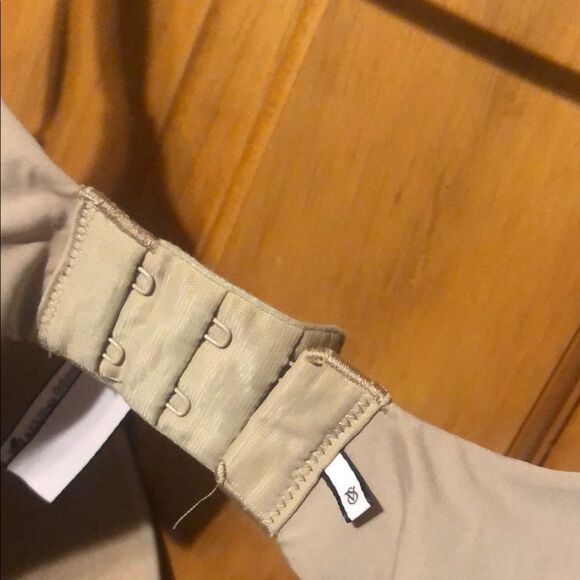 Victoria secret tan lightly push up perfect shape bra Sz 38DD - Picture 4 of 5